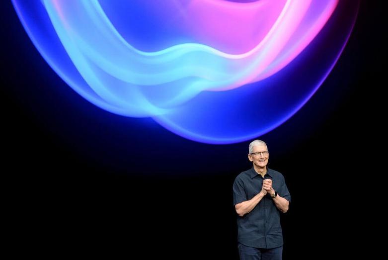 دیدنی های امروز؛ از توفان ویتنام تا جنگ غزه تیم کوک مدیر عامل شرکت اپل