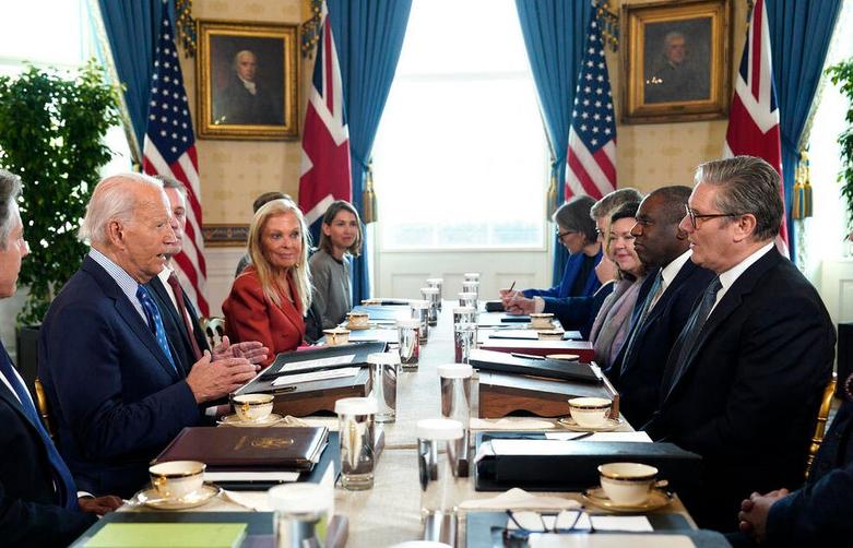 دیدار رئیس جمهوری آمریکا با نخست وزیر انگلیس