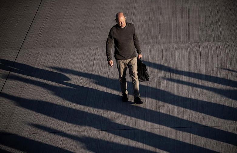 صدراعظم آلمان در حال سوار شدن به هواپیما