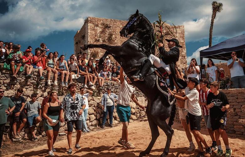 جشنواره "سنت نیکولا" در جزایر "بالئاریک" اسپانیا