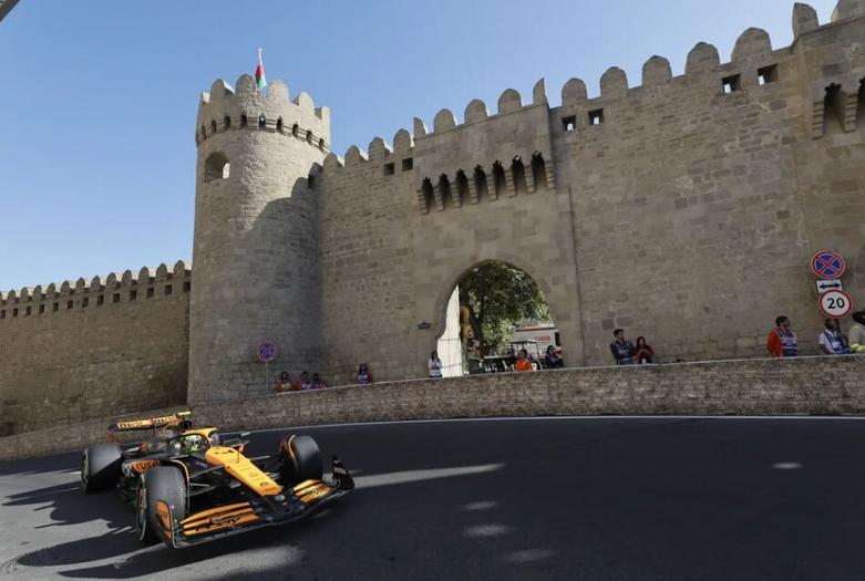 مسابقات اتومبیلرانی جایزه بزرگ در شهر باکو