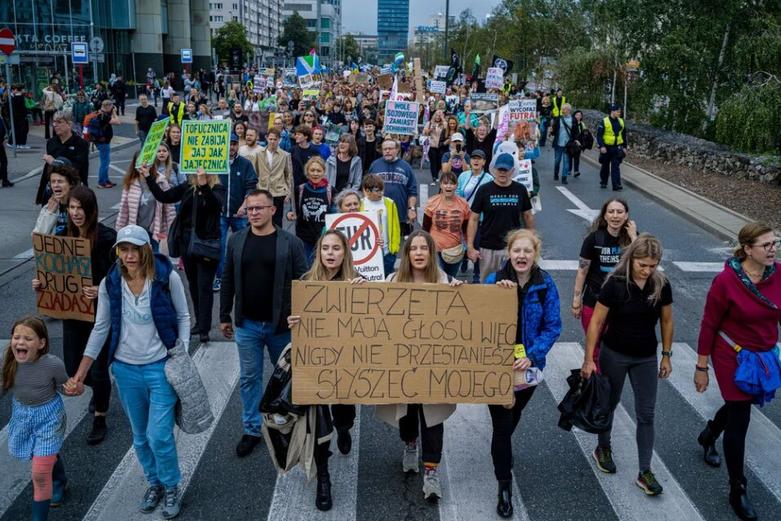 تظاهرات حامیان حقوق حیوانات در شهر ورشو لهستان