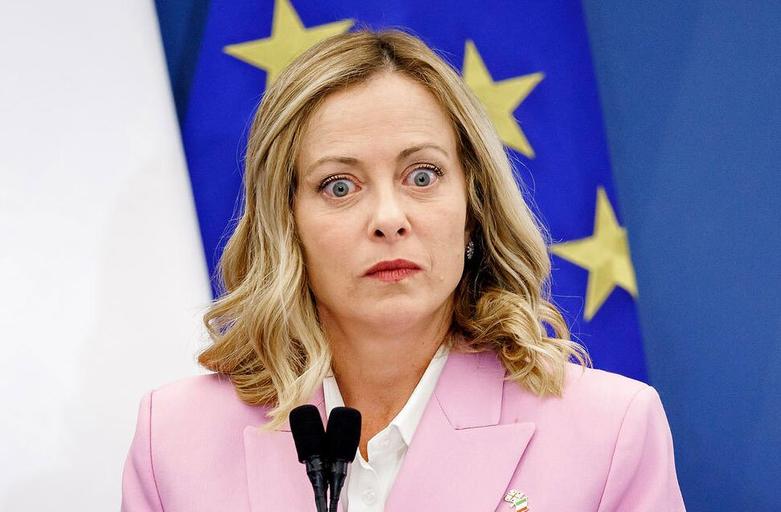 نخست وزیر ایتالیا در نشست خبری با همتای انگلیسی