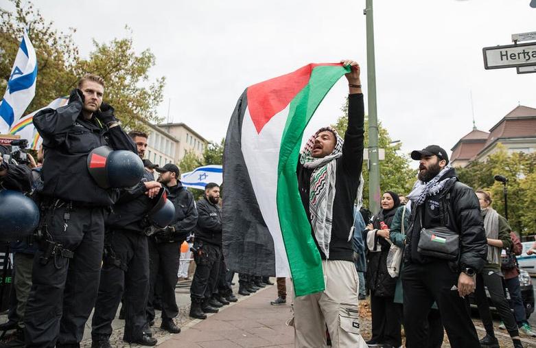 تقابل حامیان فلسطین و اسرائیل 