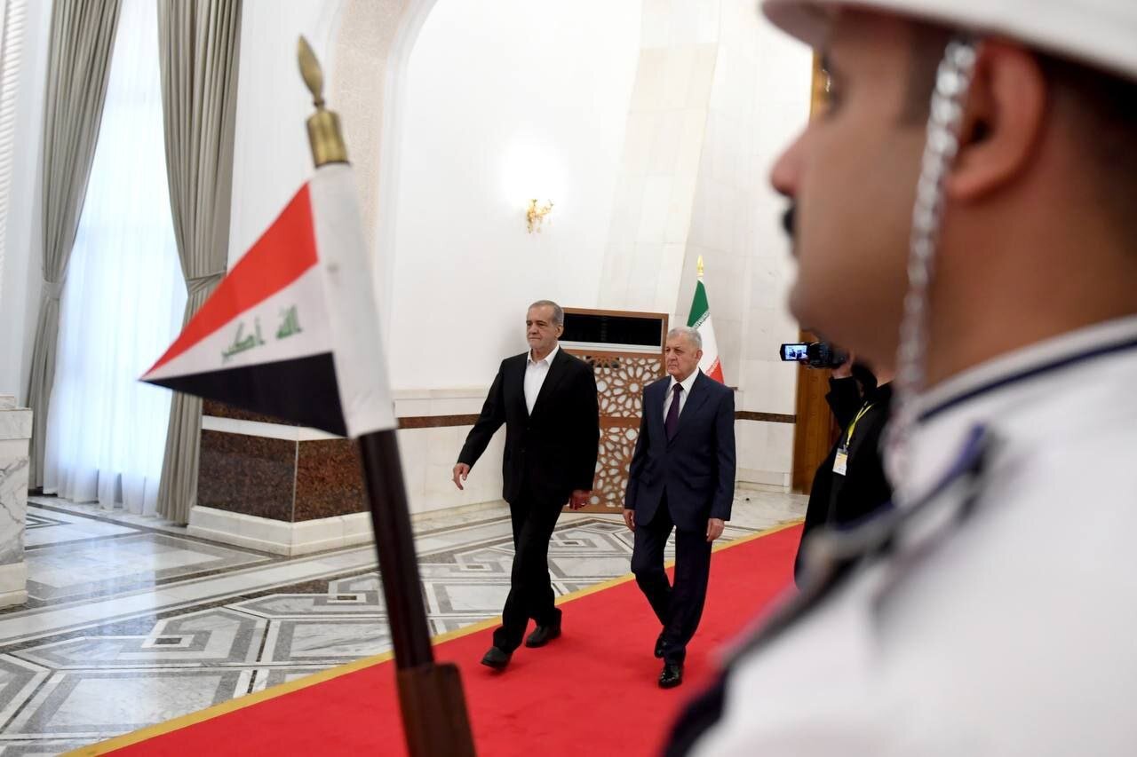 پزشکیان در کاخ صدام