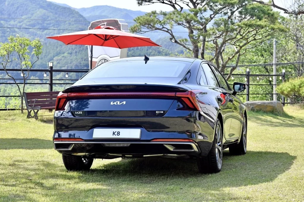 سدان لوکس کیا با نام تجاری K8 به ایران می آید/ مشخصات و تصاویر کوشاخودرو کیا K8 را وارد کشور میکند