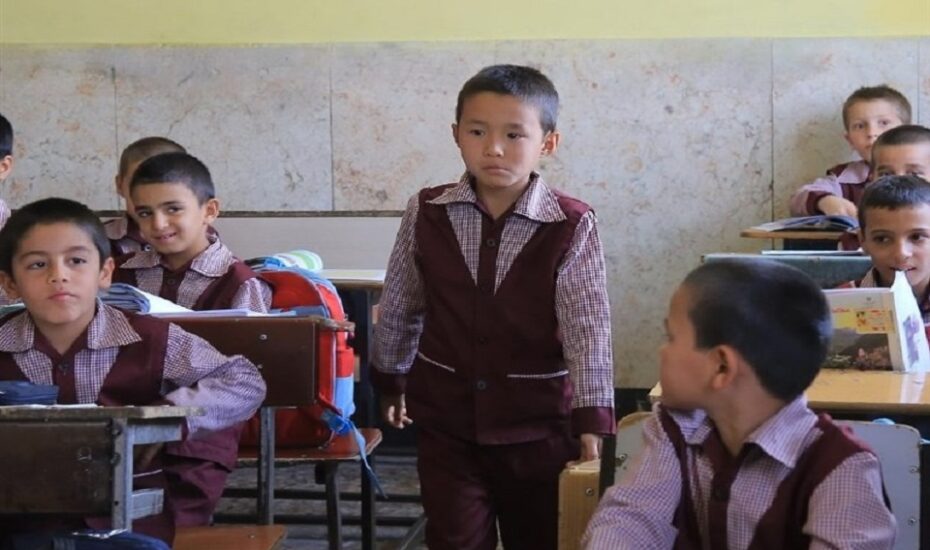 ثبت‌نام دانش‌آموزان اتباع