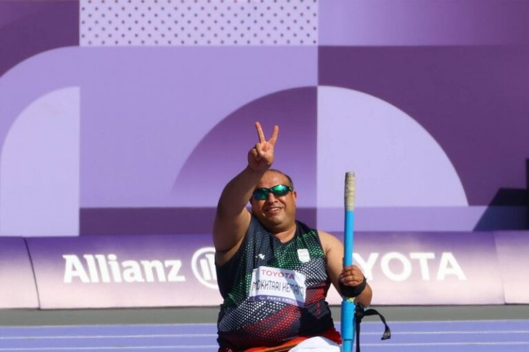 علیرضا مختاری