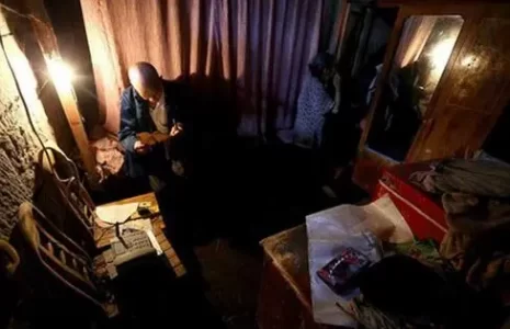 زن و شوهری که 54 سال است در غار زندگی می کنند!