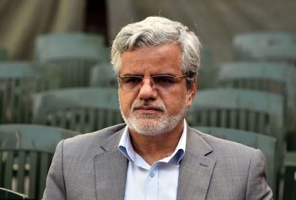محمود صادقی