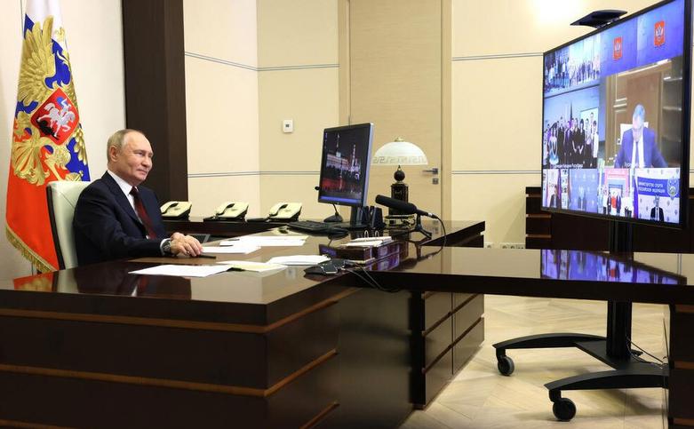 ولادیمیر پوتین رئیس فدراسیون روسیه