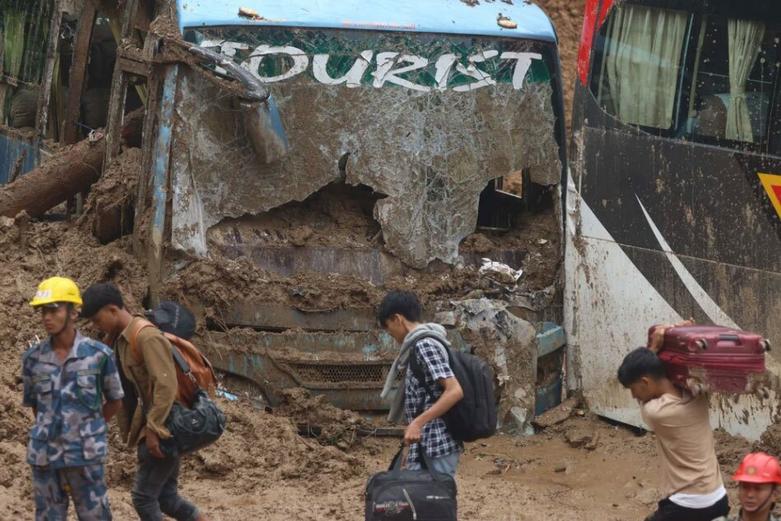 خسارات سیل در نپال