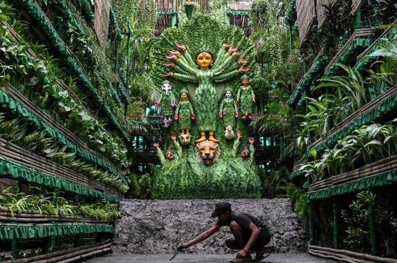 آمادگی ها برای جشنواره آیینی "دورگا پوجا"