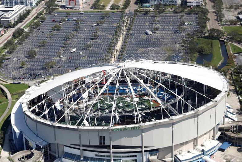 دیدنی های امروز؛ از آوارهای بیروت تا جشنواره هندوها خسارات 50 میلیارد دلاری توفان میلتون