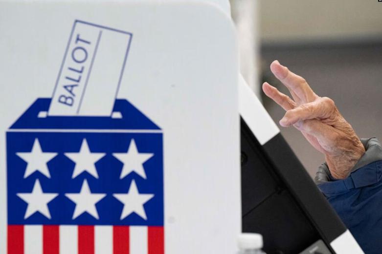 رای گیری زودهنگام انتخابات ریاست جمهوری آمریکا در ایالت کارولینای شمالی