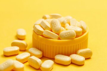 علائم کمبود ویتامین B۱۲ را بشناسیم کمبود ویتامین