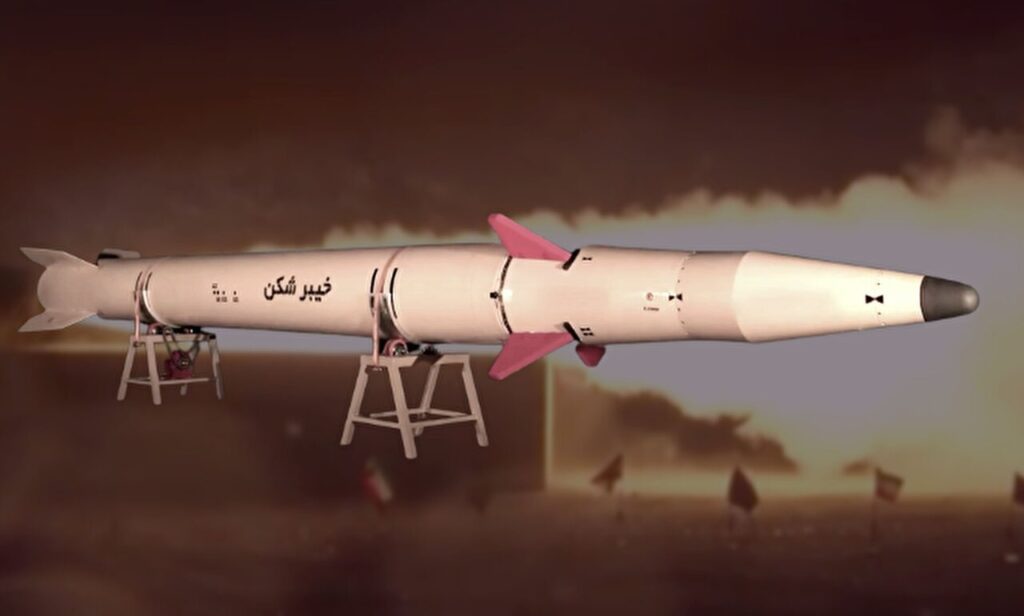 بهترین موشکهای بالستیک زرادخانههای ایران/ عکس موشک خیبرشکن