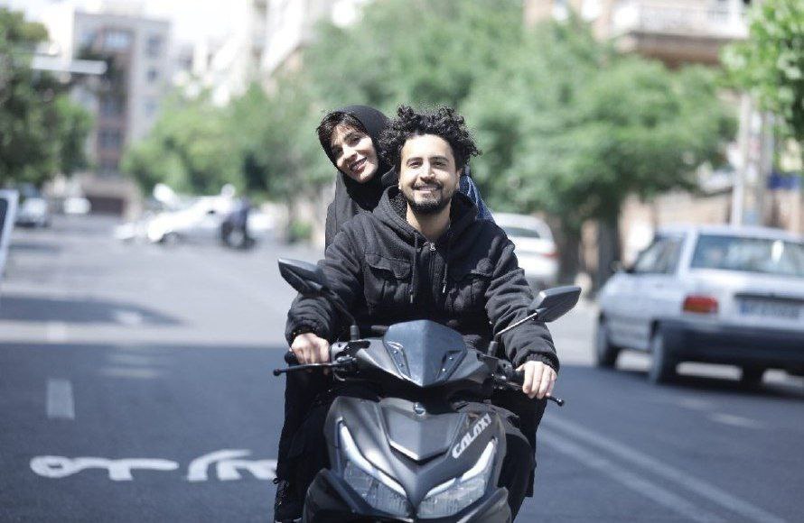 موتورسواری سحردولتشاهی و مهرداد صدیقیان پر بازدید شئ