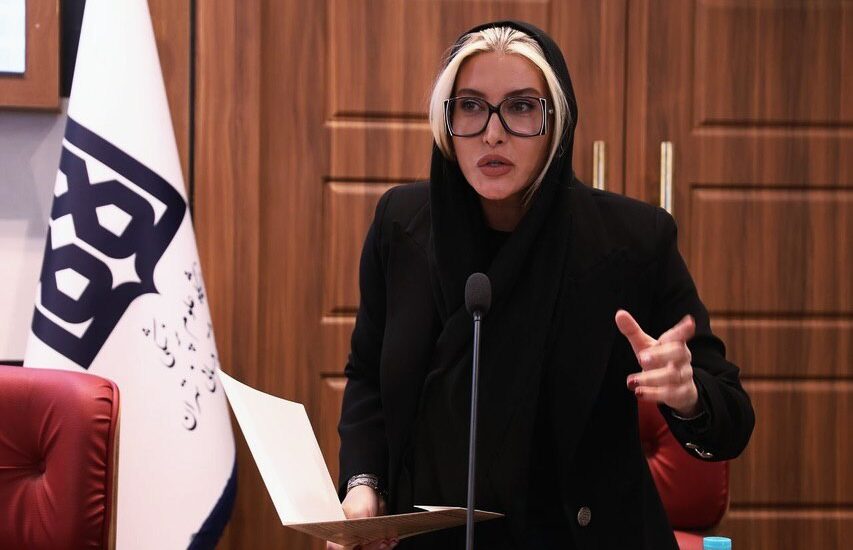 فریبا نادری