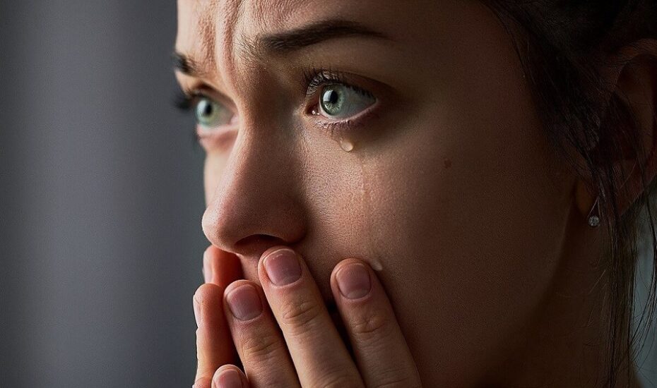 فواید گریه برای بدن