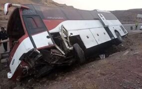 واژگونی اتوبوس در جاده ساوه