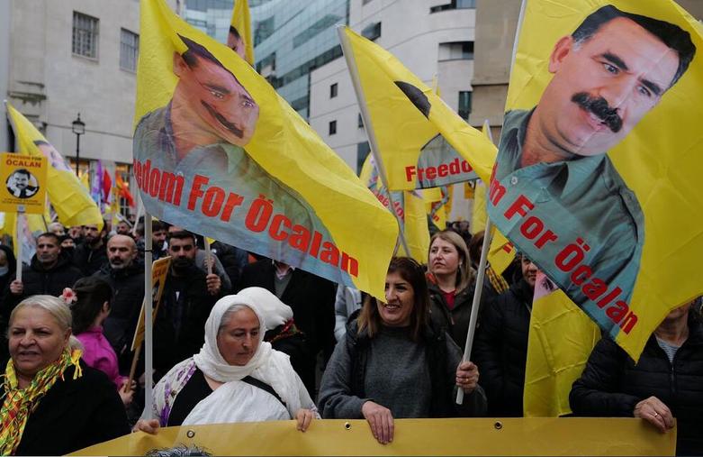 تظاهرات فعالان کرد در لندن برای آزادی عبدالله اوجالان