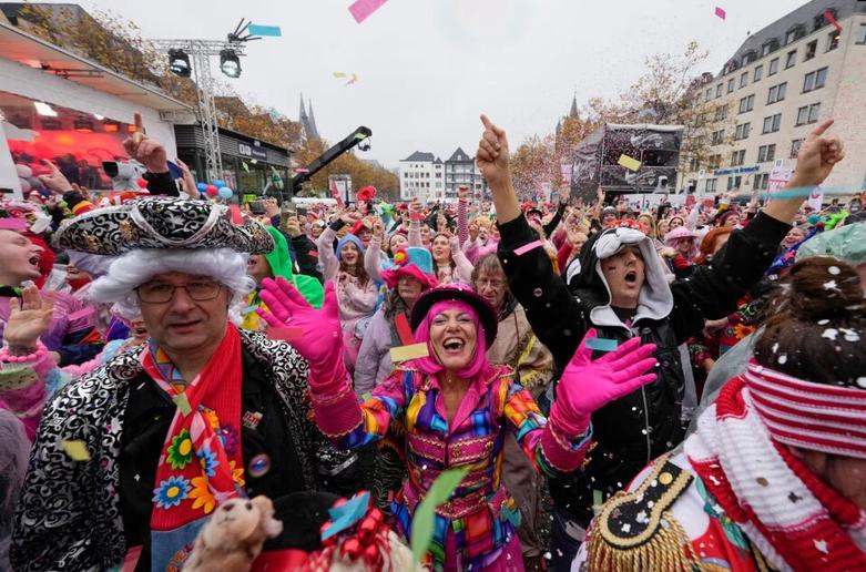 کارناوال خیابانی سالانه در شهر کلن 