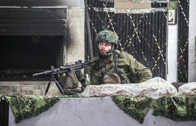 ایست بازرسی نظامیان اشغالگر اسرائیلی