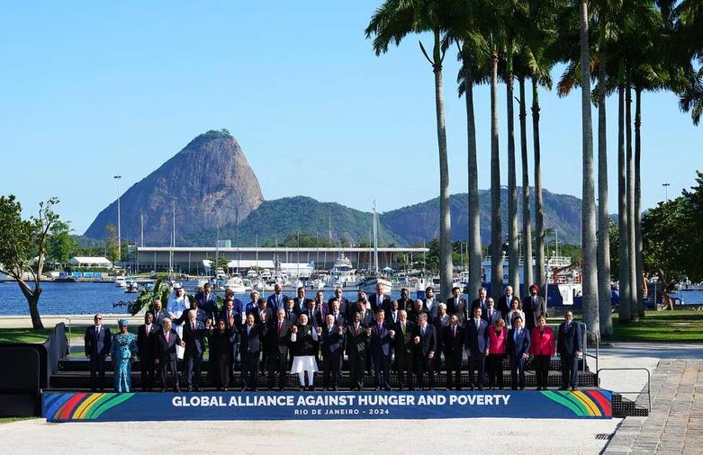 عکس یادگاری سران "جی 20" در نشست سالانه