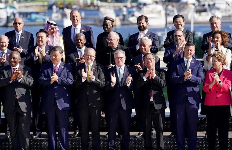 عکس یادگاری سران "جی 20" در نشست سالانه