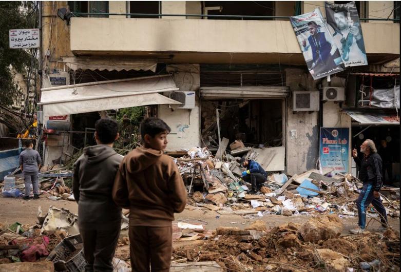 دیدنی های امروز؛ از اعتراضات کشاورزان فرانسوی و انگلیسی تا نشست جی 20 محل اصابت بمب جنگنده اسرائیلی