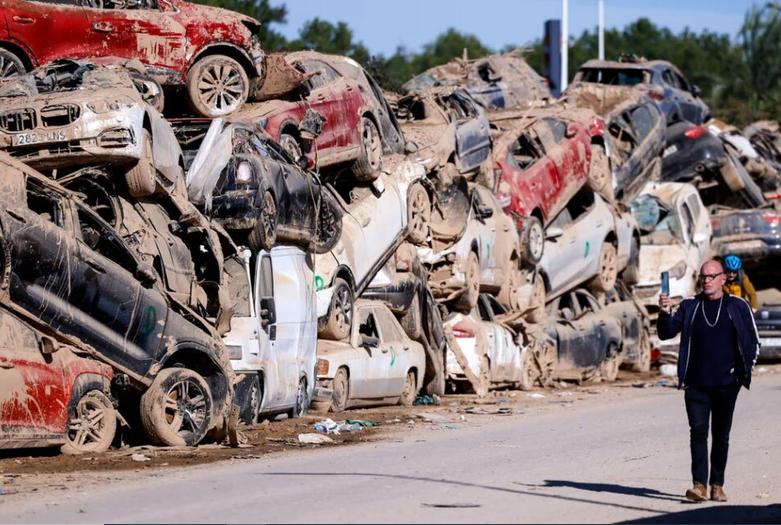 دیدنی های امروز؛ از پرتاب ناموفق موشک استارشیپ تا وضعیت غزه سیل در اسپانیا