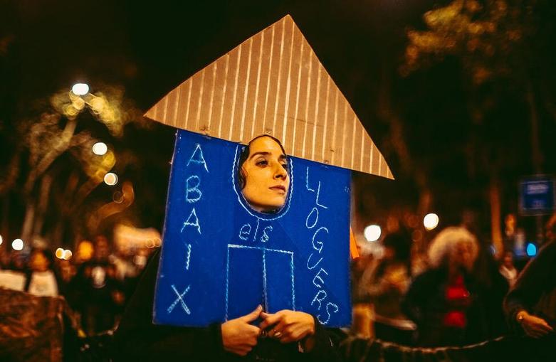 دیدنی های امروز؛ از پیروزی حزب حاکم هند تا واکنش ها به حکم بازداشت نتانیاهو تظاهرات در اعتراض به افزایش اجاره بها