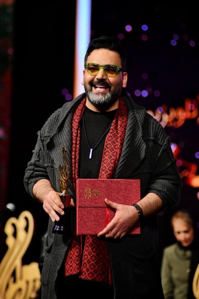 تیپ متفاوت احسان علیخانی در جشن حافظ