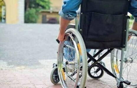 اعتراض به فرم تعهدنامه کمک‌هزینه معیشتی معلولان