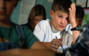 مواجهه والدین با اختلالات یادگیری فرزندان