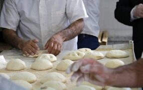 نانوای عصبانی اداره برق