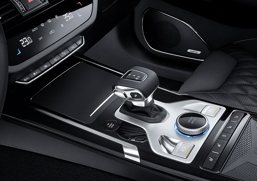 هونگچی HS5: رقابت با بزرگان بازار در کلاس شاسیبلندهای لوکس هونگچی HS5