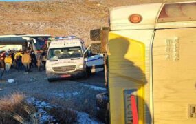 واژگونی اتوبوس کارگران