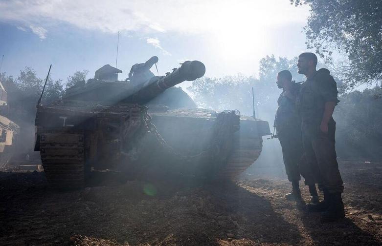 ورود تانک های اسرائیلی به خاک سوریه