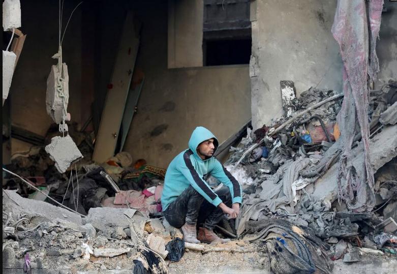 بمباران خانه های مسکونی مردم در اردوگاه نصیرات