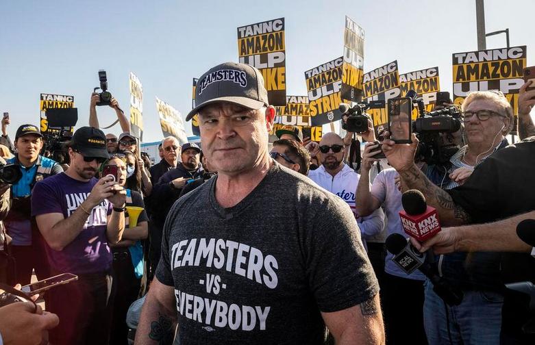 اعتصاب و اعتراضات کارکنان شرکت آمازون 