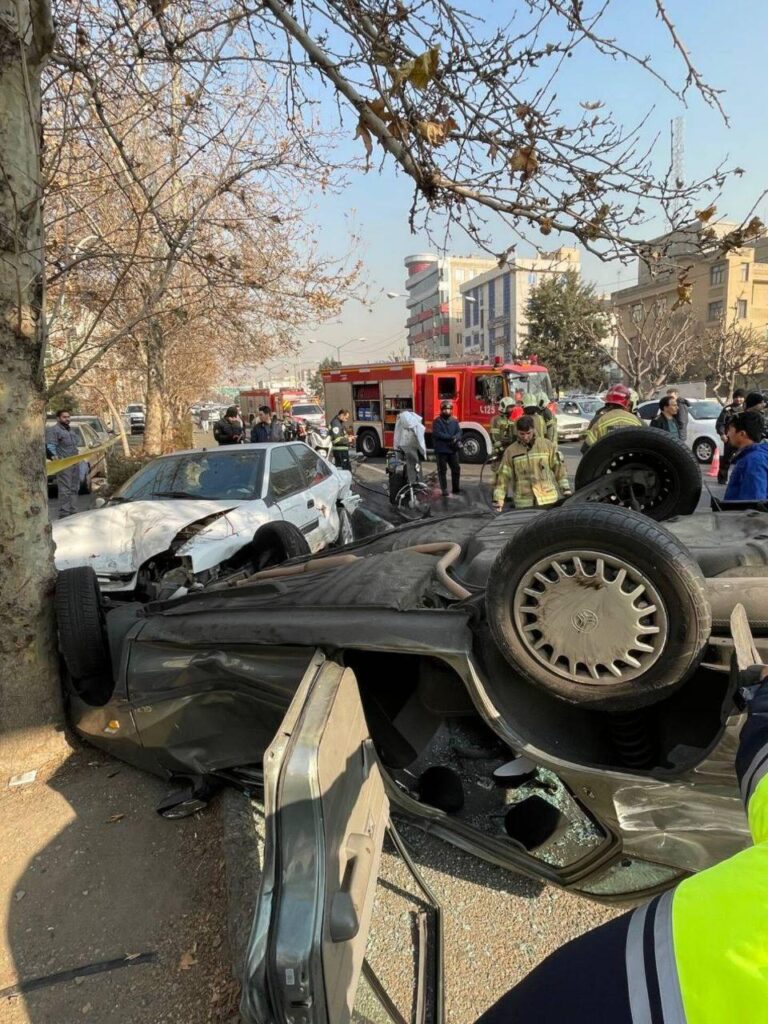 تصادف ۴ خودرو در اتوبان شهید ستاری 