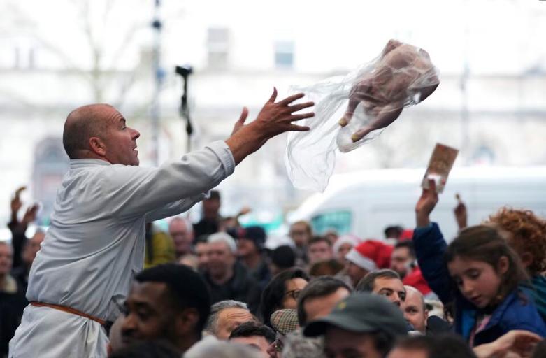 بازار حراج گوشت و بوقلمون کریسمس