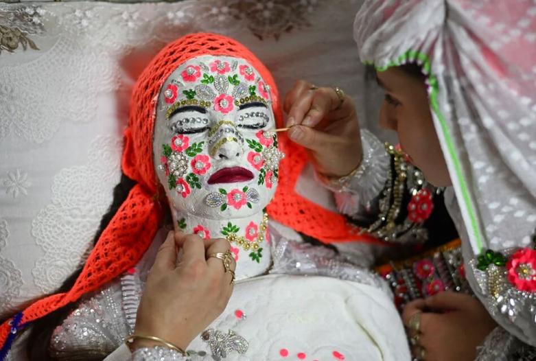 عروس 21 ساله "پوماک"