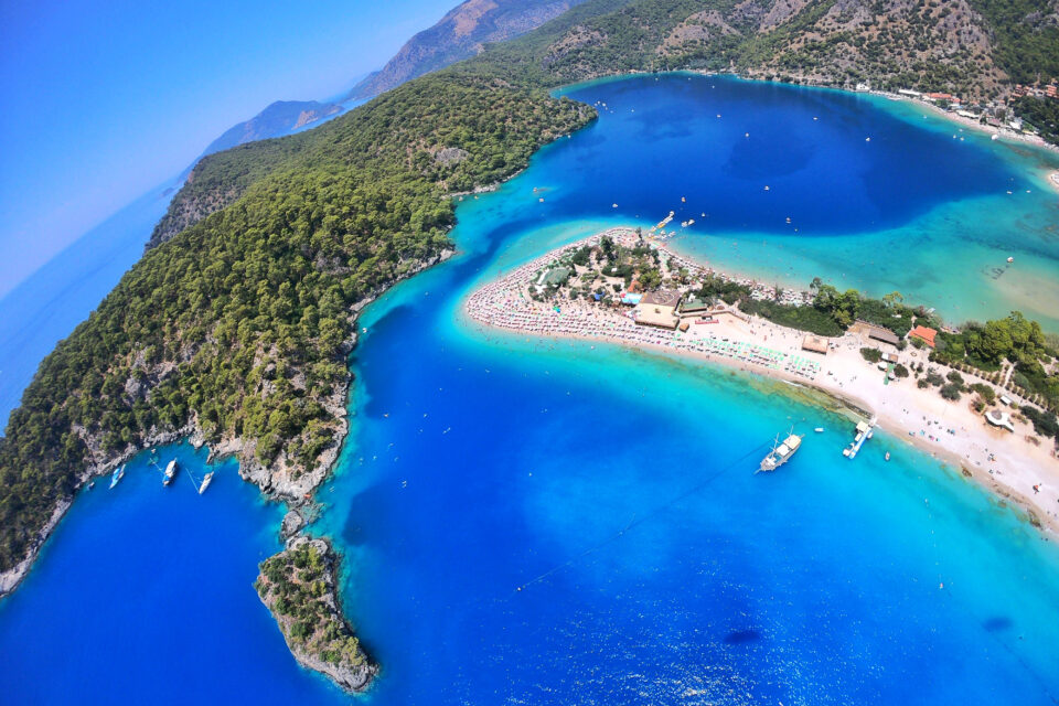 20 ساحل برتر و زیبای دنیا برای عاشقان طبیعت و دریا زیباترین سواحل جهان