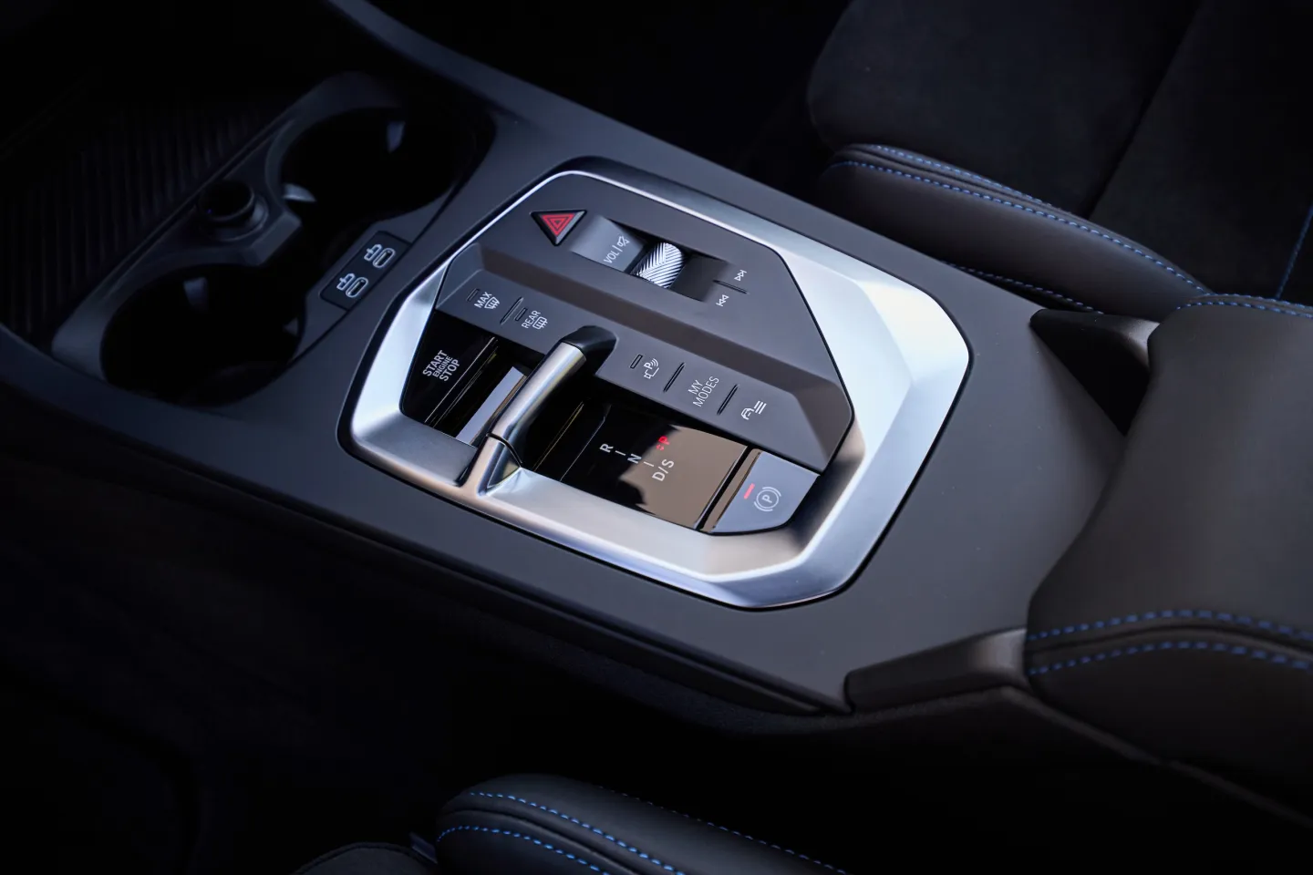 بررسی خودروی BMW