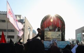 تشییع پیکر شهید گمنام