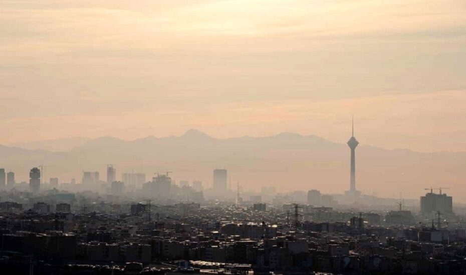 تهران در وضعیت آلوده‌