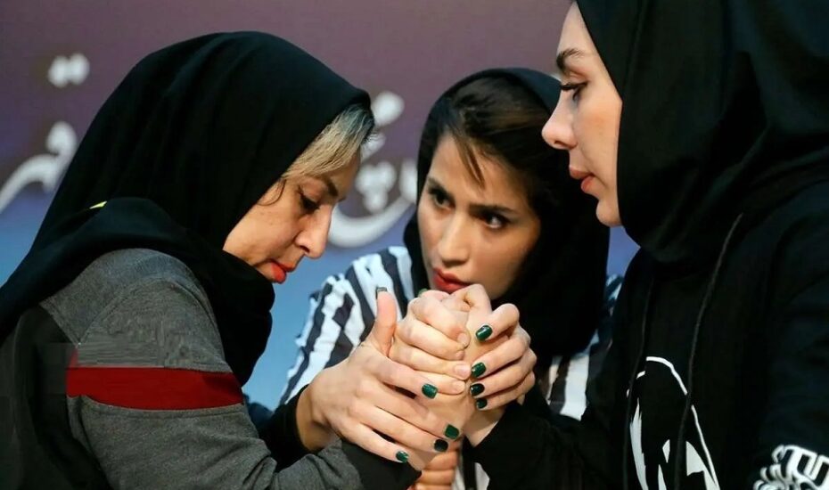 بانوی مچ انداز بیرجند